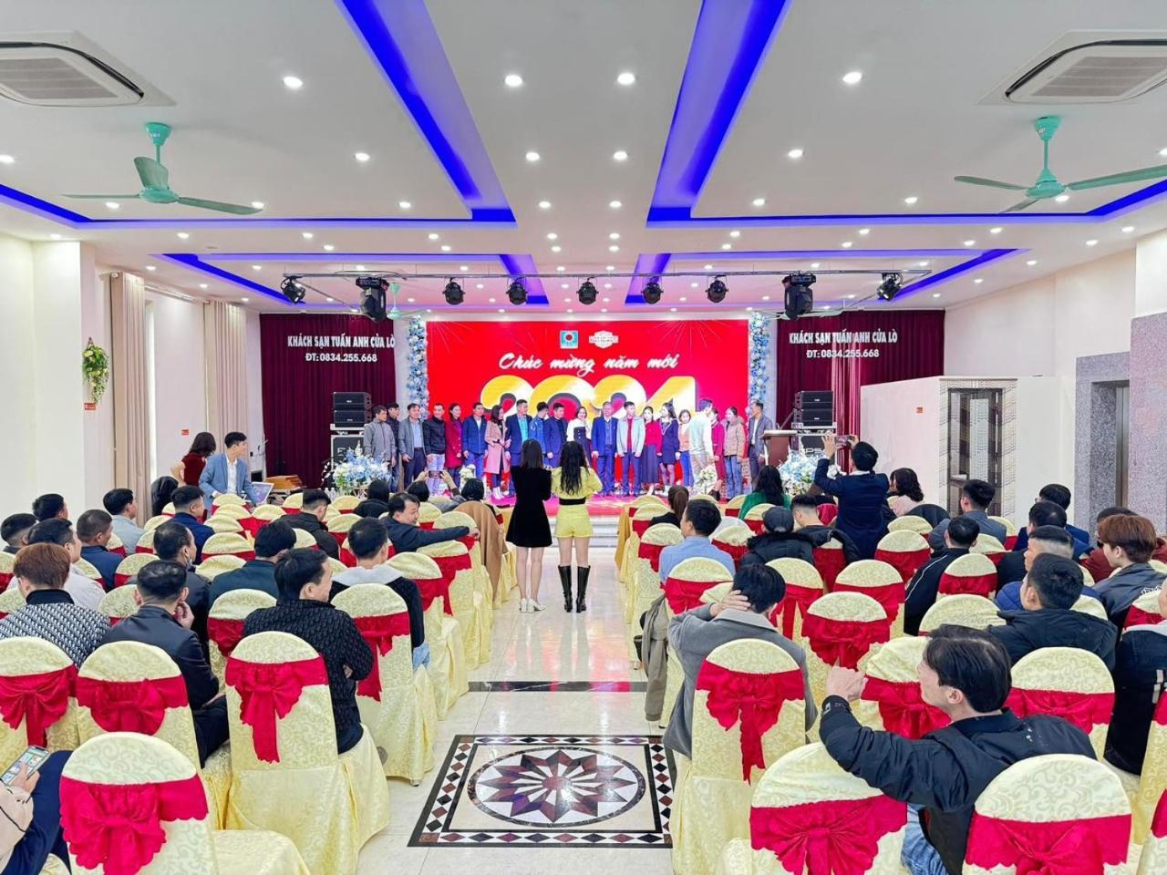 Khach San Tuan Anh Cua Lo Hotel Exterior foto