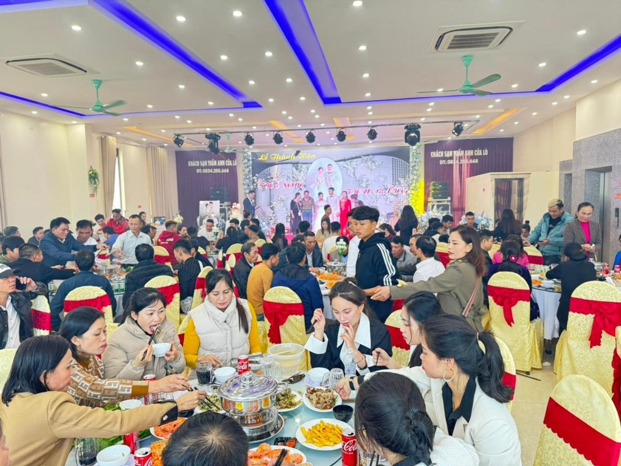 Khach San Tuan Anh Cua Lo Hotel Exterior foto